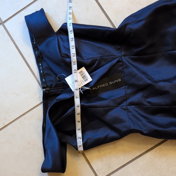 NWT Alfred Sung Off-The-shoulder Cuff Trumpet  Gown Slit Midnight Navy Blue 6 - Picture 9 of 13